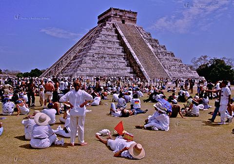 102302 A4 RGB